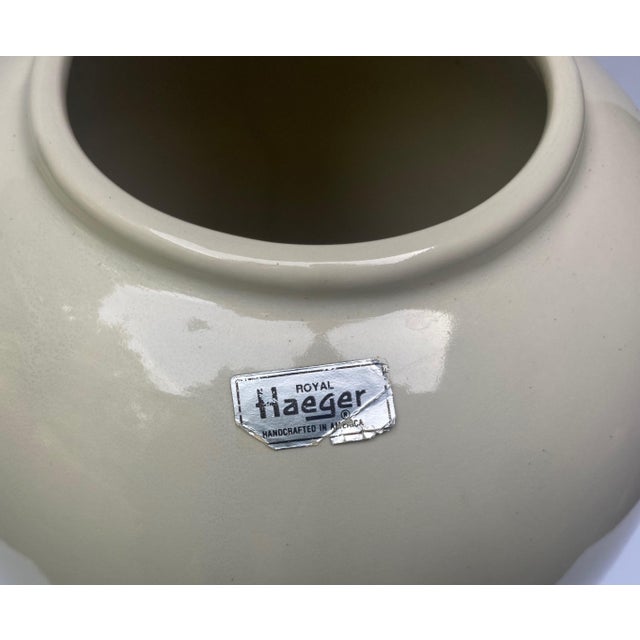 1990s 1990 Royal Haeger Pottery Vase For Sale - Image 5 of 7