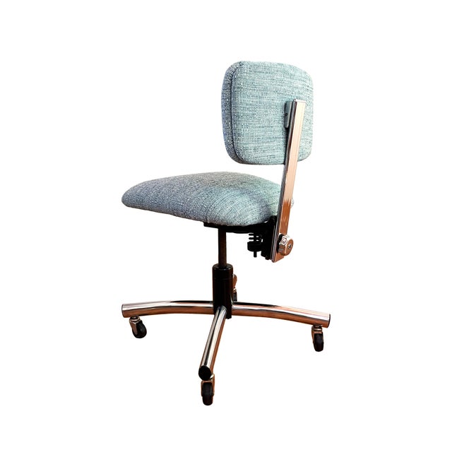 1980s Restored Swivel Office Chair For Sale - Image 5 of 8