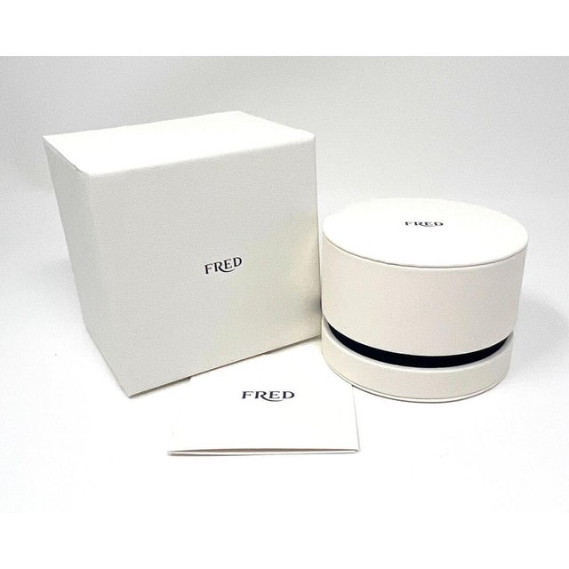 The Fred of Paris Paindesure Pink Quartz & Diamond 18k Rose Gold Ring is a luxurious and elegant piece of fine jewelry...