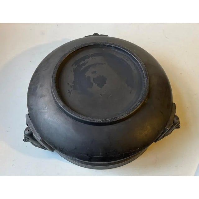 Ceramic Antique Black Terracotta Bowl with Pharaohs and Hieroglyphs by L. Hjorth, Denmark, 1890s For Sale - Image 7 of 10