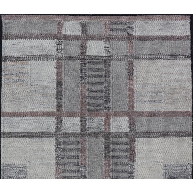 Textile Modern Scandinavian Flat Weave Rug With Grid Pattern in Gray For Sale - Image 7 of 8