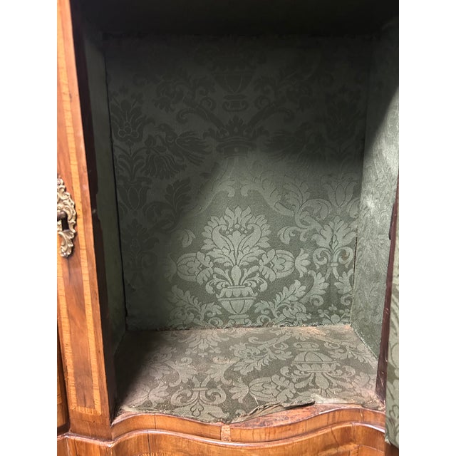 18th Century German Baroque Walnut Veneer & Marquetry Bureau Cabinet For Sale - Image 11 of 12