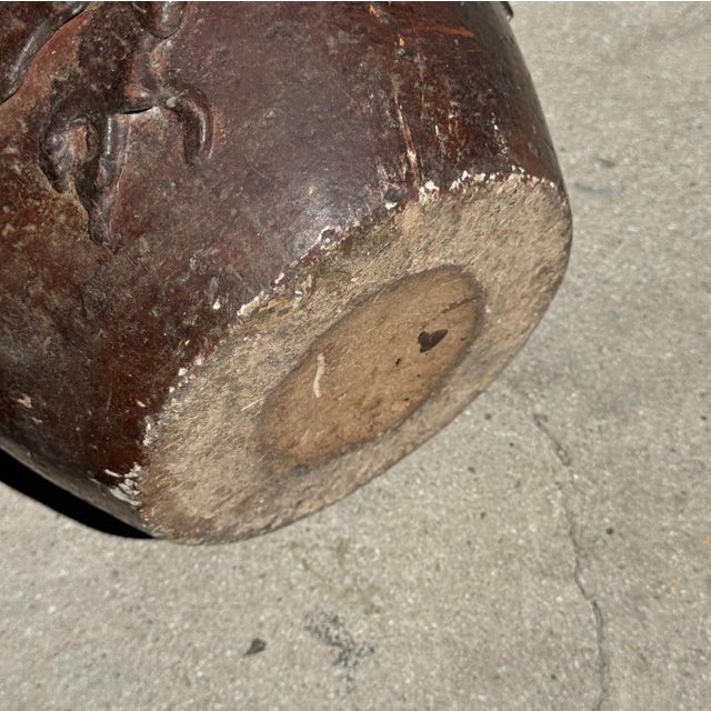 Large Traditional Indonesian Terracotta Pot, 1980s For Sale - Image 9 of 11