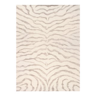 Edgy Hand-Tufted Ivory Area Rug- 4' 0'' X 6' 0'' For Sale