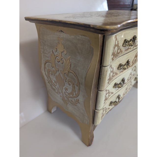 Vintage Florentine Italian Jewelry Music Box For Sale - Image 15 of 17