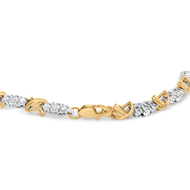 Contemporary 10K Two-Tone Gold 1.00 Cttw Diamond X-Link Link Bracelet For Sale - Image 3 of 4