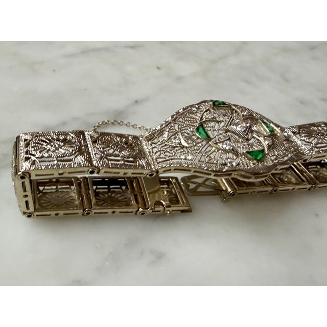 1920s Art Deco Platinum & 14k Gold Estate Emerald & Diamond Bracelet For Sale - Image 4 of 18