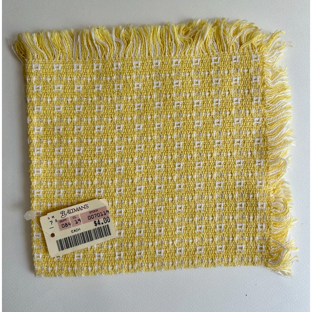 1980s Homespun Buttercup & White Fringed Cotton Napkins- Set of 6 For Sale - Image 11 of 18