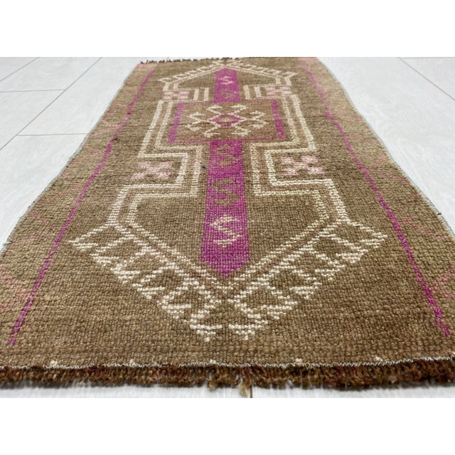 1960s Rustic Runner Rug For Sale - Image 4 of 6