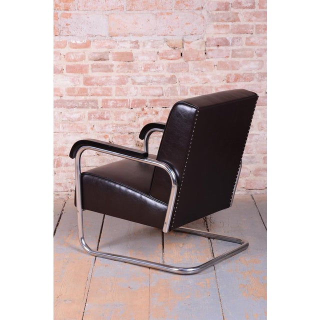 Bauhaus Armchair in Chrome and Leather from Hynek Gottwald, Czech, 1930s For Sale - Image 6 of 15