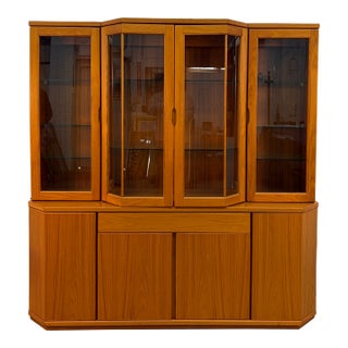 Vintage Teak Buffet Hutch Display Cabinet by Design Furniture Mfg. Ltd. For Sale