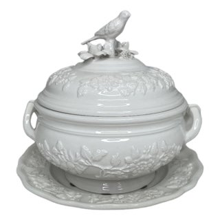 Mottahedah Bird Soup Tureen With Under Plate For Sale
