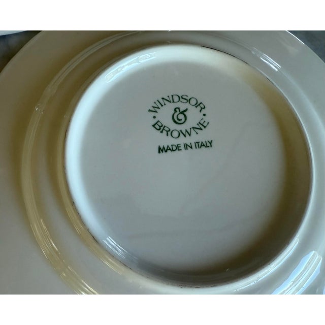 White Mid 20th Century Italian Windsor Browne Dinner Plates With Embossed Fruit Rim - Set of 5 For Sale - Image 8 of 9