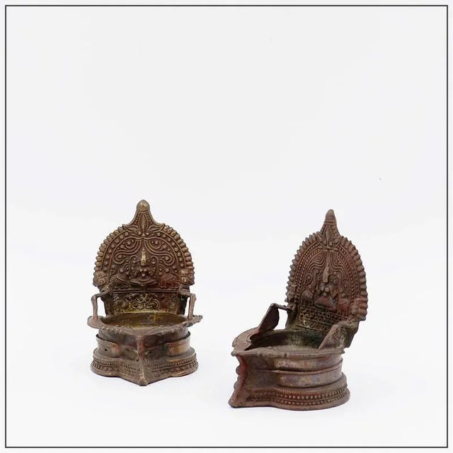 Lakshmi Oil Lamps in Bronze, India, Set of 2 For Sale - Image 9 of 9