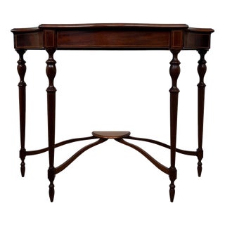 Early 20th Century Antique English Mahogany Serpentine Side Table For Sale
