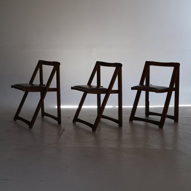 Mid-Century Modern Set of 3 Trieste Foldable Wooden and Leather Chair Attributed to Aldo Jacober for Alberto Bazzani - Italy For Sale - Image 3 of 9