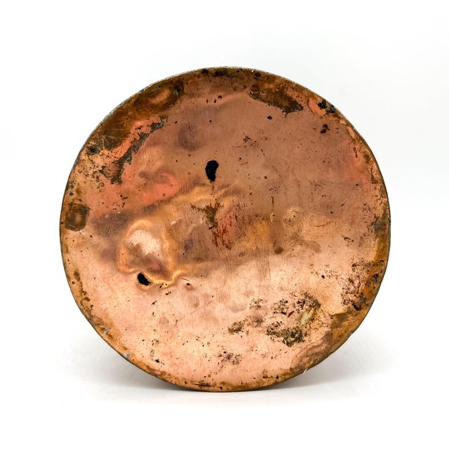 Vintage Hammered Copper Cachepot With Brass Swing Handle — Rustic European / English Country / Colonial Style For Sale - Image 11 of 13