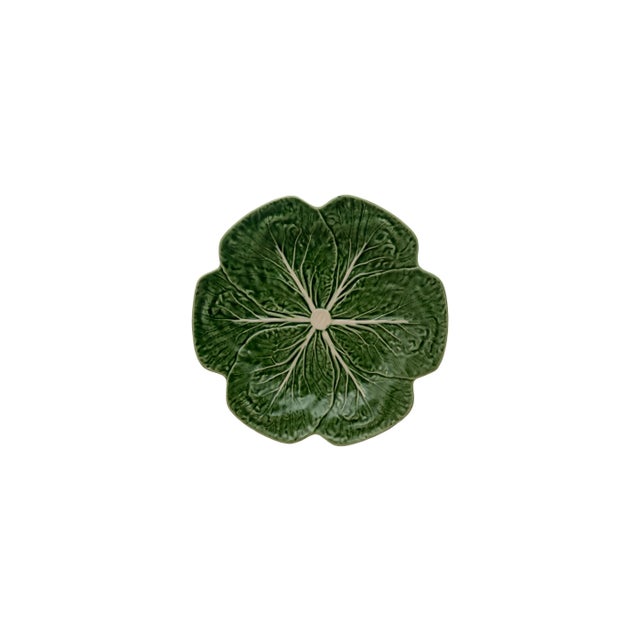 Bordallo Pinheiro Cabbage 16-Piece Dinnerware Set with Mug in Green, Service for Four For Sale - Image 11 of 13