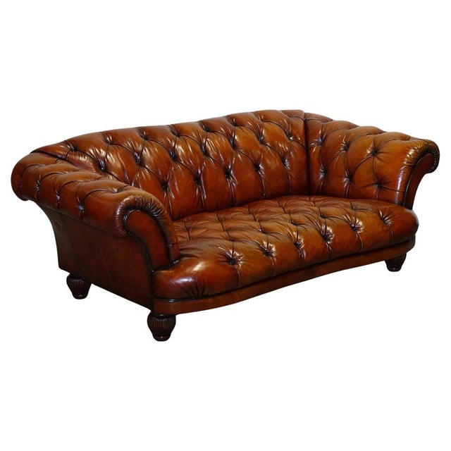 Antiques of London This restored 2.5 seater Chesterfield sofa is the celebrated Oscar model by Tetrad, a design that...