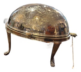 Example of Holiday Serveware