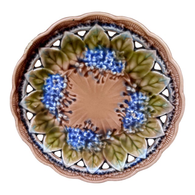 Majolica Reticulated Lilac Plate Villeroy & Boch, Circa 1890 For Sale