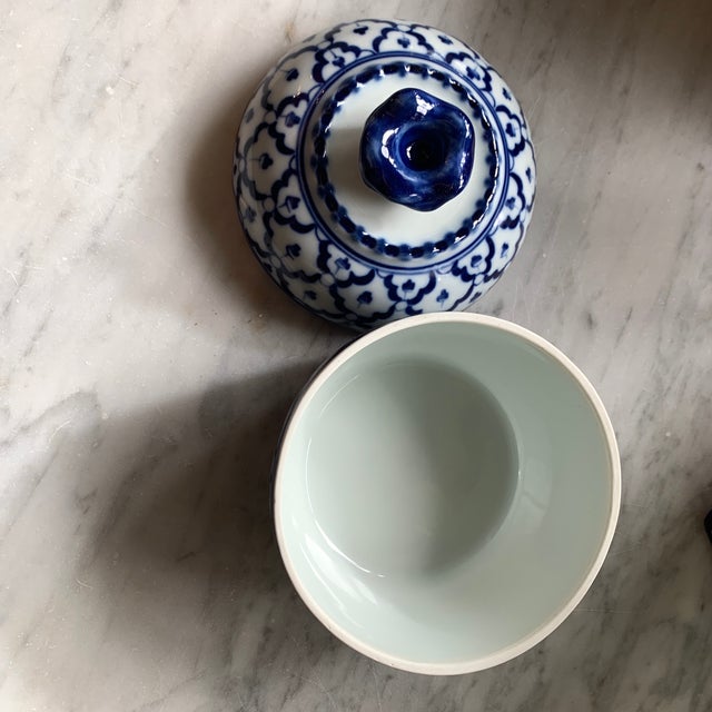 Chinoiserie Vintage Blue & White Porcelain Lidded Jar For Sale - Image 3 of 8