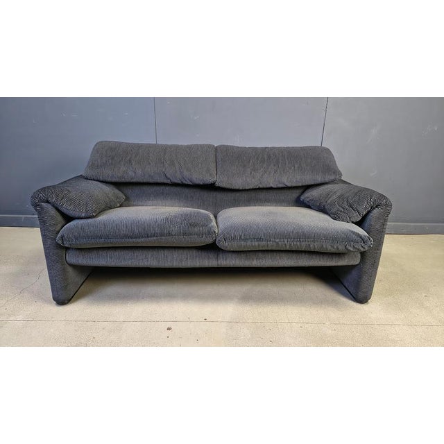 Maralunga Sofa by Vico Magistretti for Cassina, 1970 For Sale - Image 13 of 15