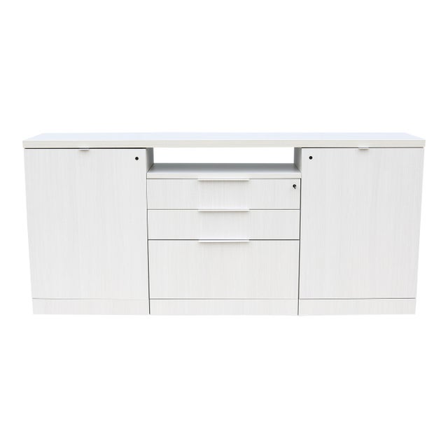 Modern Knoll Reff Profiles Classic Credenza, Sideboard in Whitened Ash Laminate For Sale