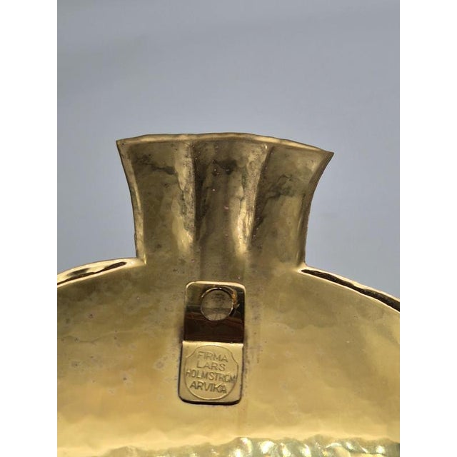 Swedish Modern Brass Classic Candle Sconce attributed to Lars Holmström, Arvika, 1940 For Sale - Image 4 of 6