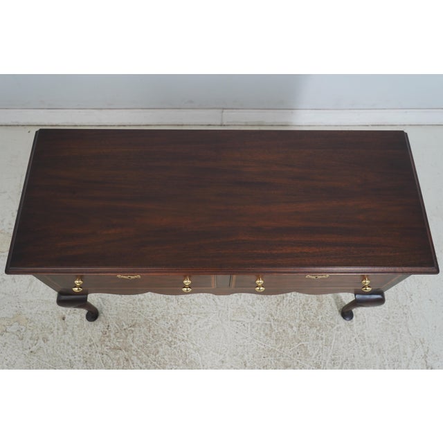 1970s Henkel Harris Virginia Galleries Jamestown Mahogany Server For Sale In Philadelphia - Image 6 of 18