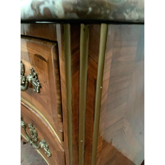 Louis XV Commode with Curved Front, 1700s For Sale - Image 6 of 14