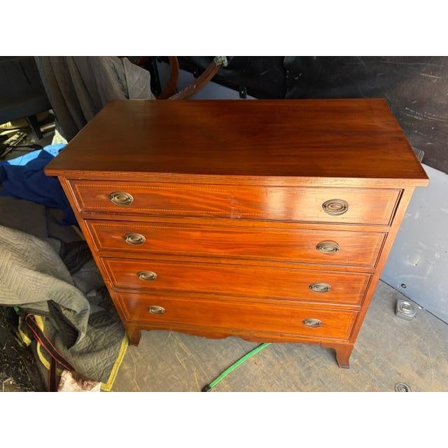 Mid 19th Century Antique Mahogany Splayed Feet Federal Style Chest of Drawers For Sale - Image 5 of 5