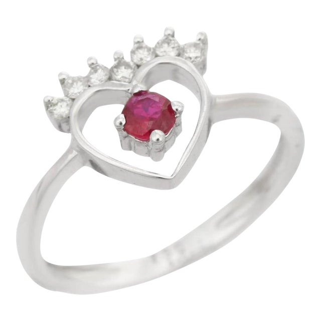 Heart Shaped 18k Solid White Gold Red Ruby and Diamond Ring Size 7 For Sale