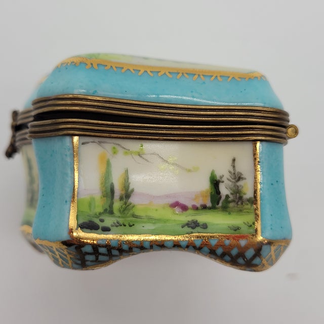 Antique Hand Painted Limoges Porcelain Trinket Box in Robin’s Egg Blue, Green & White For Sale In Portland, OR - Image 6 of 9