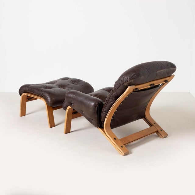 1970s Set of Ry Wing Lounge Chair and Ottoman by Elsa and Nordahl Solheim for Rybo Mobler, Norway, 1970s For Sale - Image 5 of 15