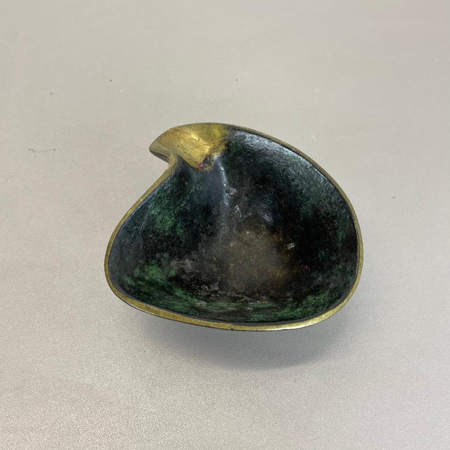 Small Organic Form Brass Ashtray from Carl Auböck, 1950s For Sale - Image 6 of 18