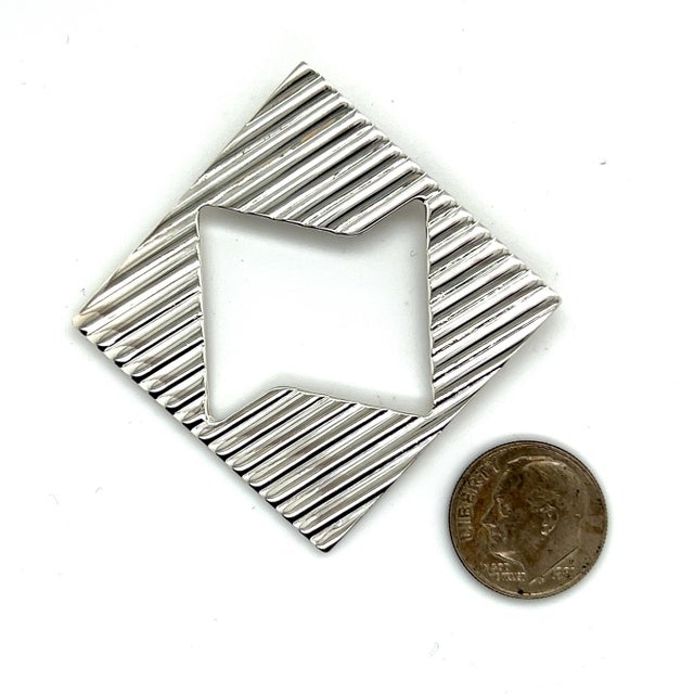 Abstract Tiffany & Co Estate Abstract Brooch Sterling Silver 14.8 Grams For Sale - Image 3 of 9