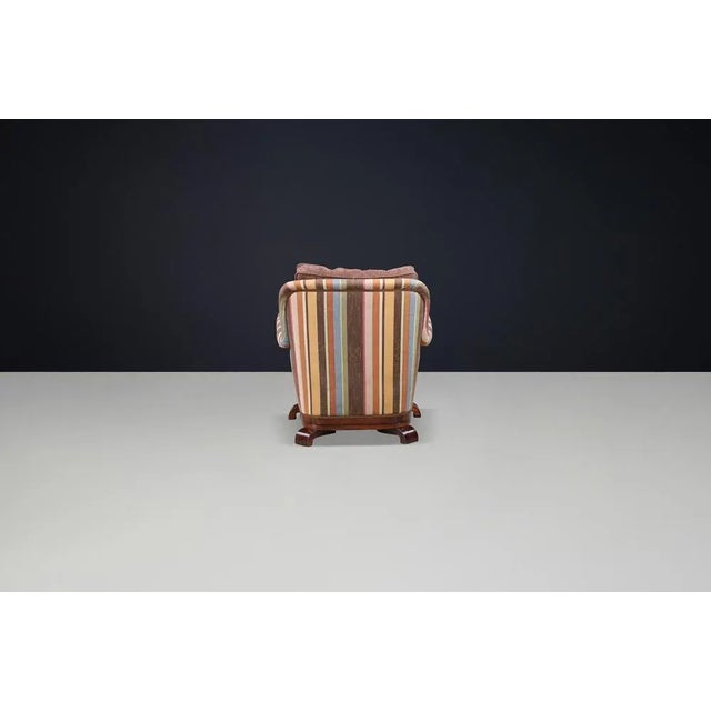 Wood Large Art Deco Chair in Fabric and Walnut, 1930s For Sale - Image 7 of 14