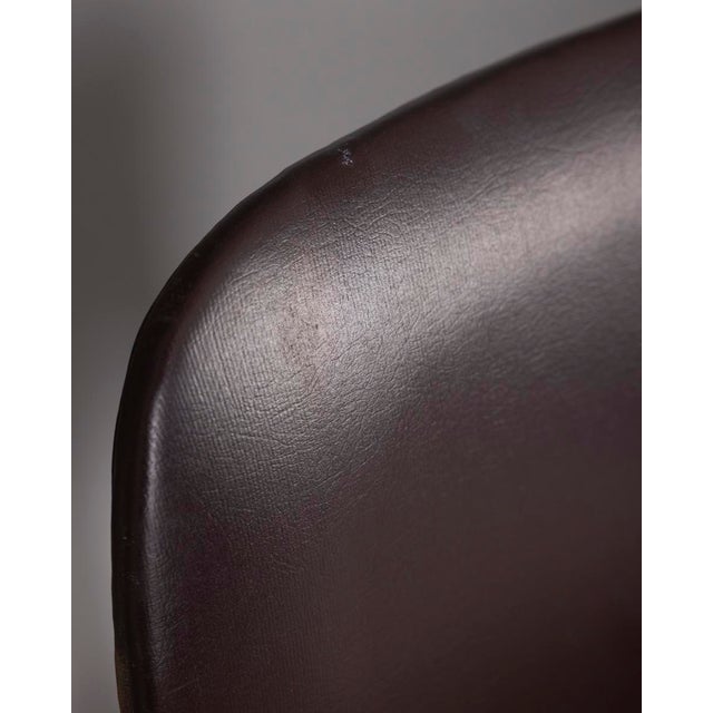 Vintage Wood and Leather Chairs by Anonima Castelli from Castelli, 1960s, Set of 8 For Sale - Image 13 of 16
