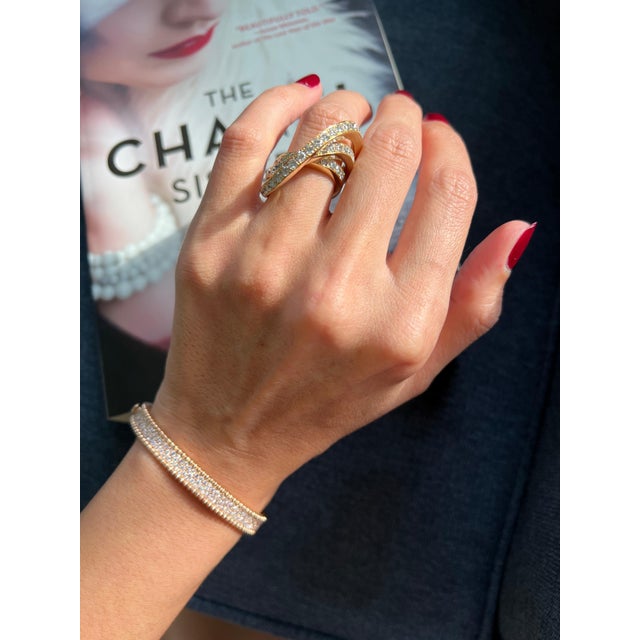 Diamond Channel Geometric Wave Curve Statement Unique 18 Karat Yellow Gold Ring, Size 6 For Sale - Image 17 of 18