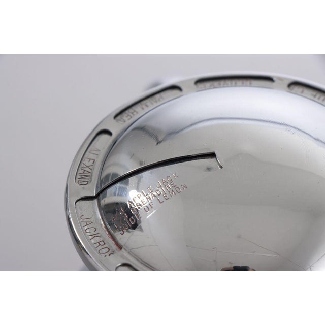 1930s American Art Deco Hammered Chrome Cocktail Shaker For Sale - Image 5 of 15