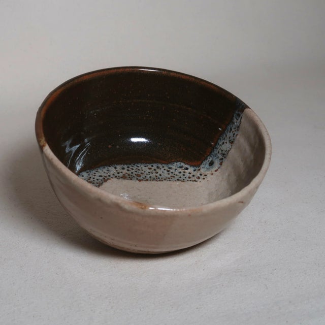 Late 20th Century Hand-Thrown Studio Pottery Ceramic Bowl With Split Glaze Earth Tone Finish For Sale - Image 11 of 13