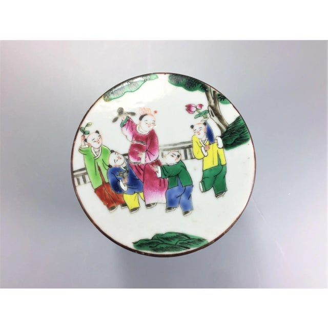 Late 19th Century 19th Century Chinese Famille Rose Porcelain 'Double-Happiness‘ Sweetmeat Stacking Box For Sale - Image 5 of 13