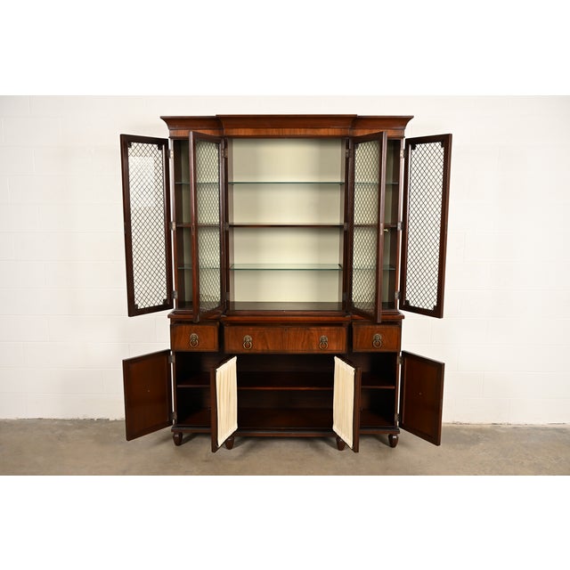 1960s Kittinger English Regency Carved Mahogany and Rosewood Breakfront Bookcase Cabinet, Circa 1960s For Sale - Image 5 of 17