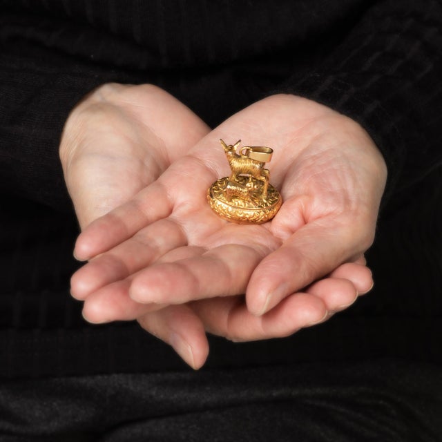 Late 19th Century Antique Figural Deer & Fawn Pendant Fob Charm 19k Gold Portuguese Animal Jewelry For Sale - Image 5 of 5