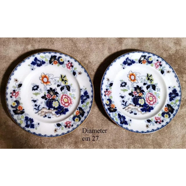 English Victorian Style Plates with Royal Arms Mark, 1837, Set of 4 For Sale - Image 3 of 13