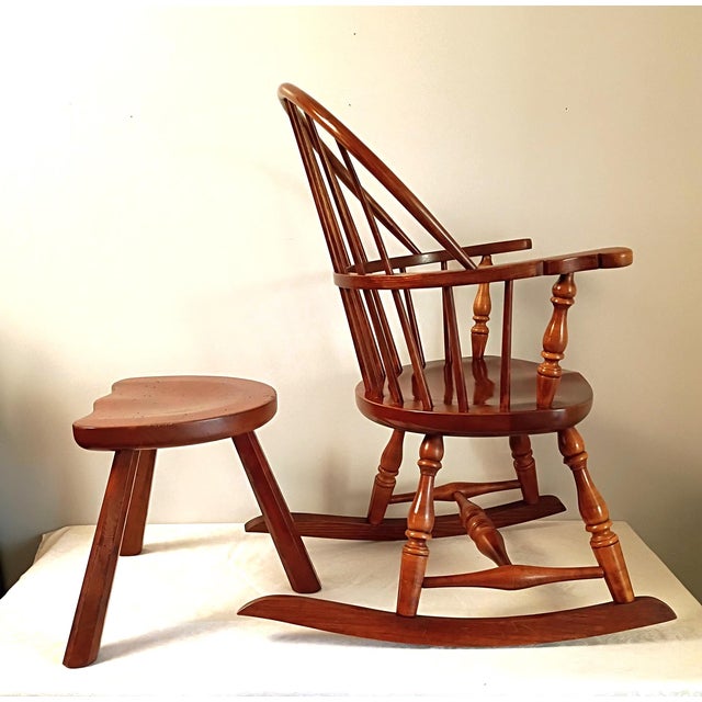 1980s 1980s Frederick Duckloe & Bros Early American Colonial Revival Child's Windsor Rocking Chair and Milking Stool Set For Sale - Image 5 of 10