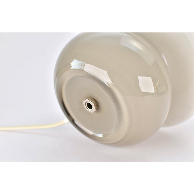 Beige Mid 20th Century Mid Century Modern Venini Style Taupe Glass Mushroom Table Lamp For Sale - Image 8 of 10