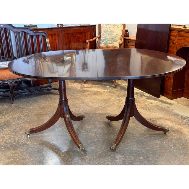 English 19th Century Duncan Phyfe Style Double Pedestal Mahogany Dining Table For Sale - Image 3 of 14