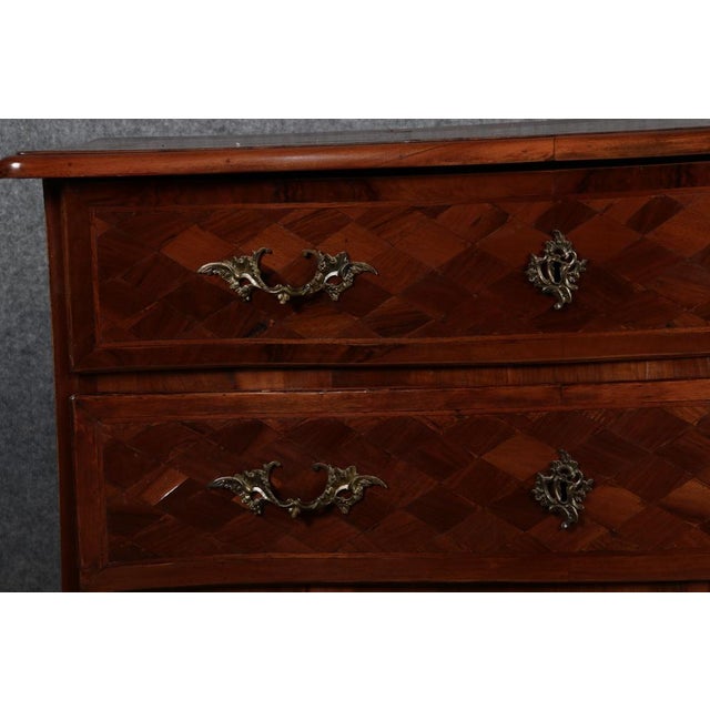 Antique Baroque Chest of Drawers in Walnut, 1750 For Sale - Image 10 of 18